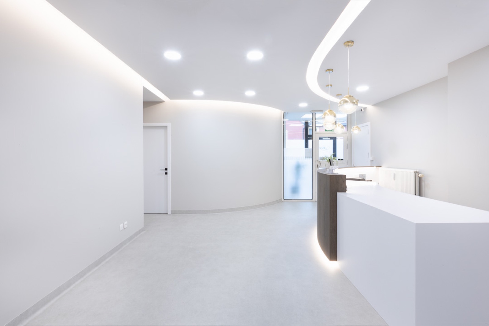 Medinoh — cabinet de consultation, mobilier sur mesure chêne